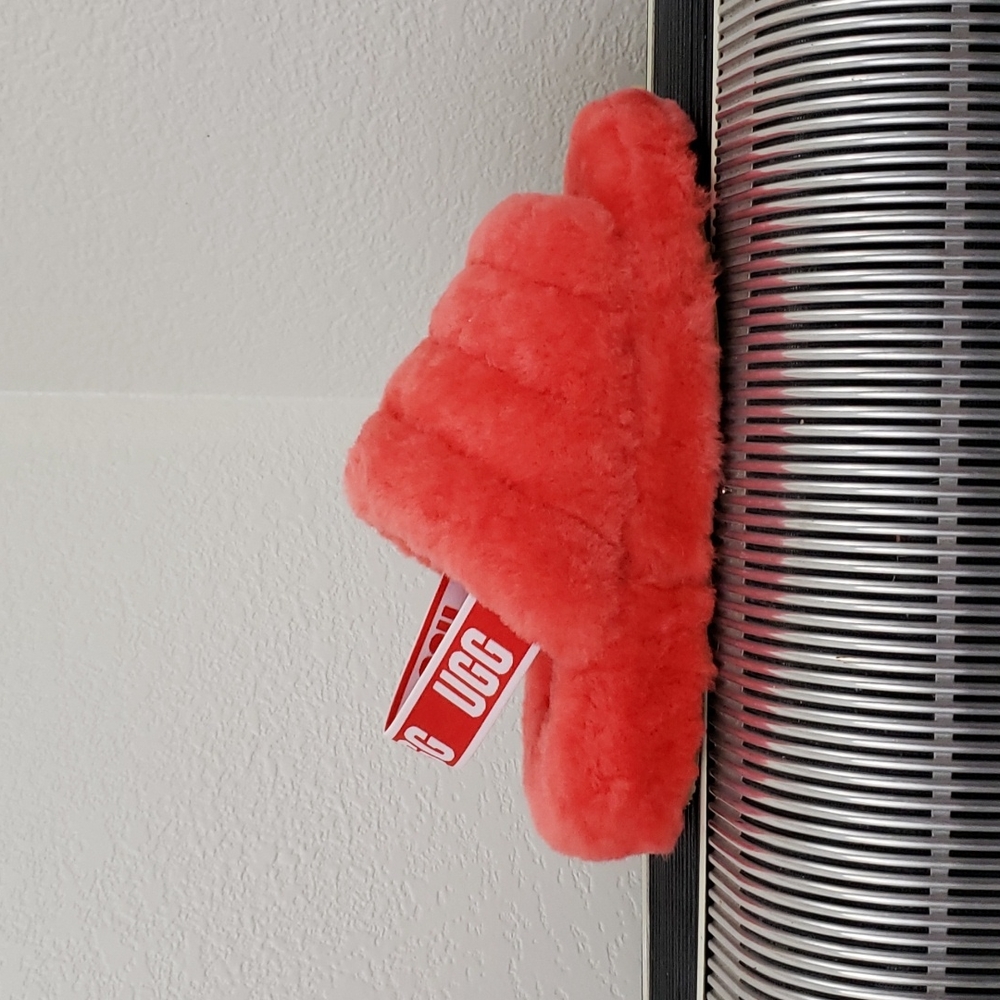 NWT-SUPER CUTE UGG FLUFF YEAH CORAL OPEN TOE SLING BACK SLIPPERS